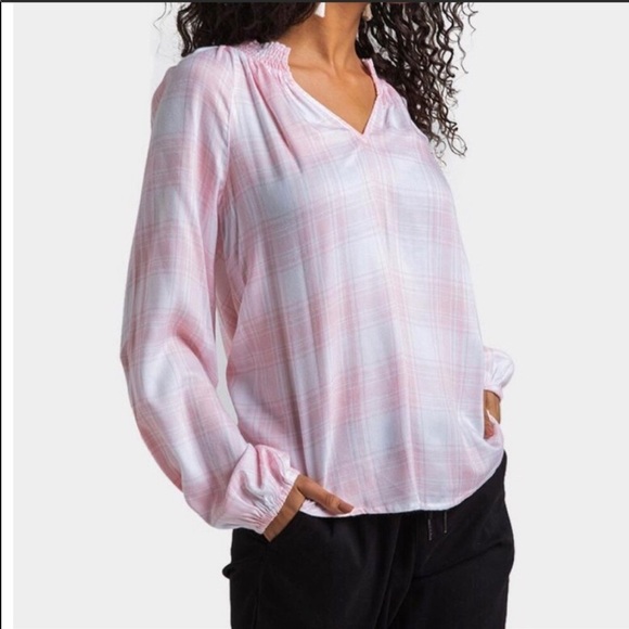 Francesca's Collections Tops - Francesca’s Harper extra small heritage smock neck top blouse